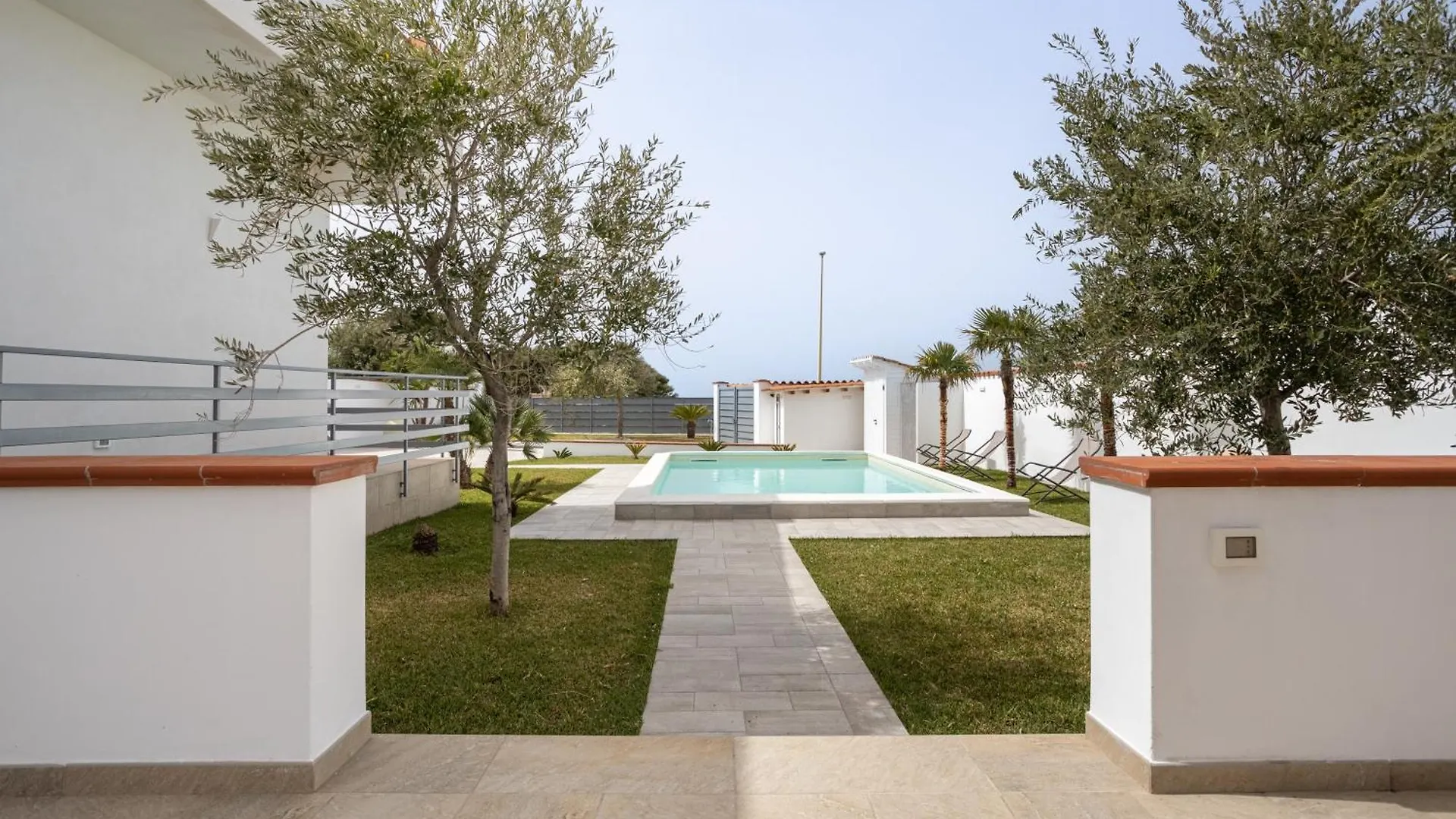 Villa Con Piscina Sul Mare A Terrasini